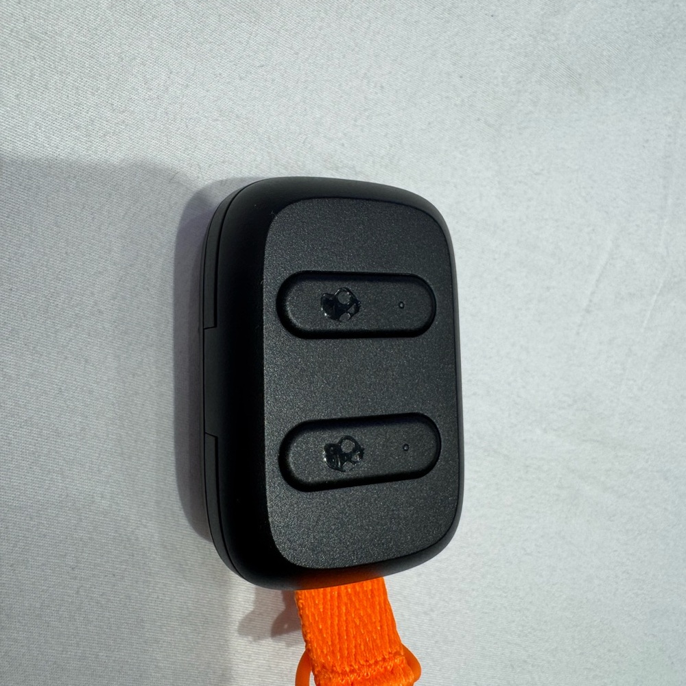 Skullcandy Black Wireless Access Point with Orange Strap Brand New